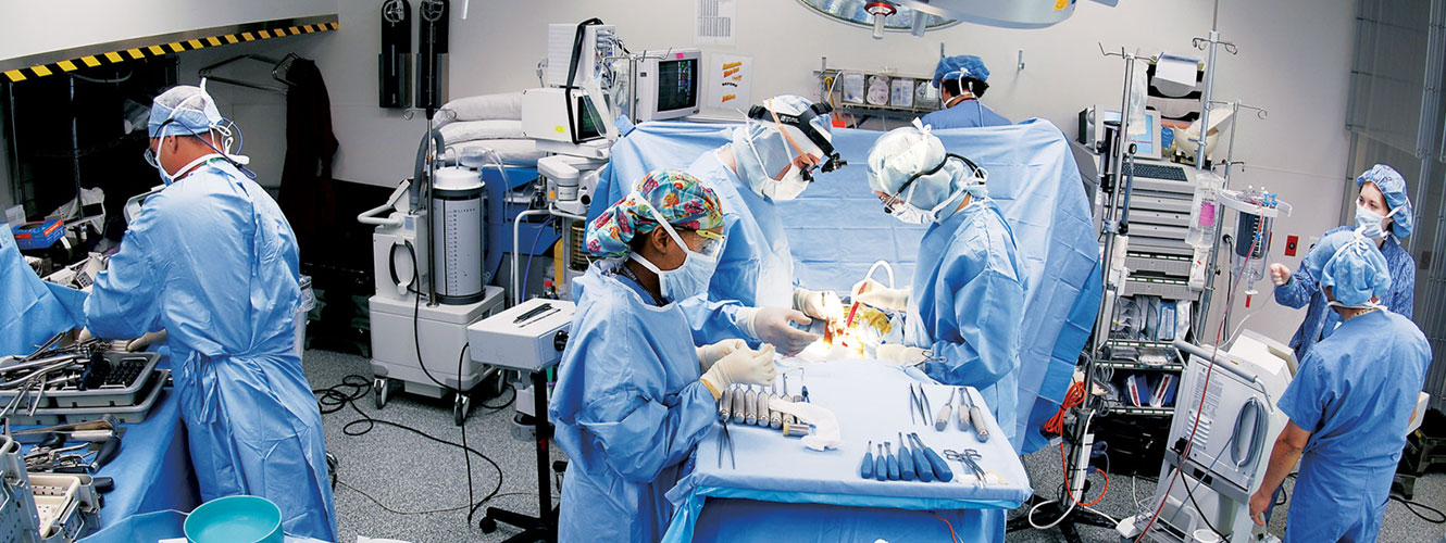 Image - Surgery in progress in an HSS operating room