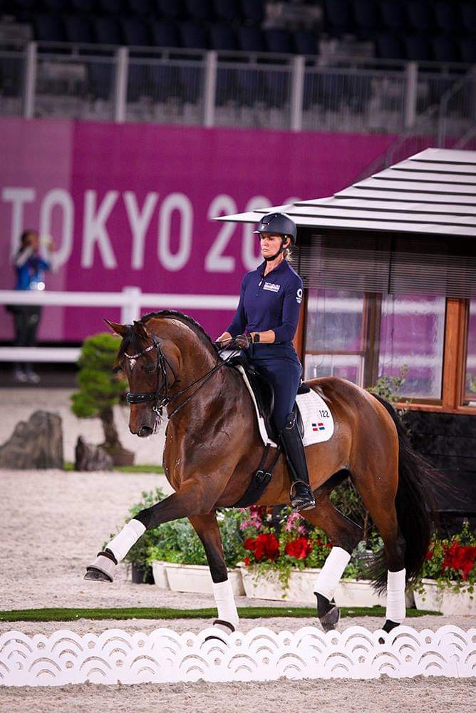 Yvonne Losos de Muniz