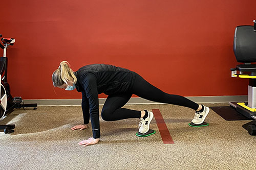 plank knee to elbow end position