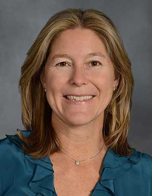 Allison Boester headshot