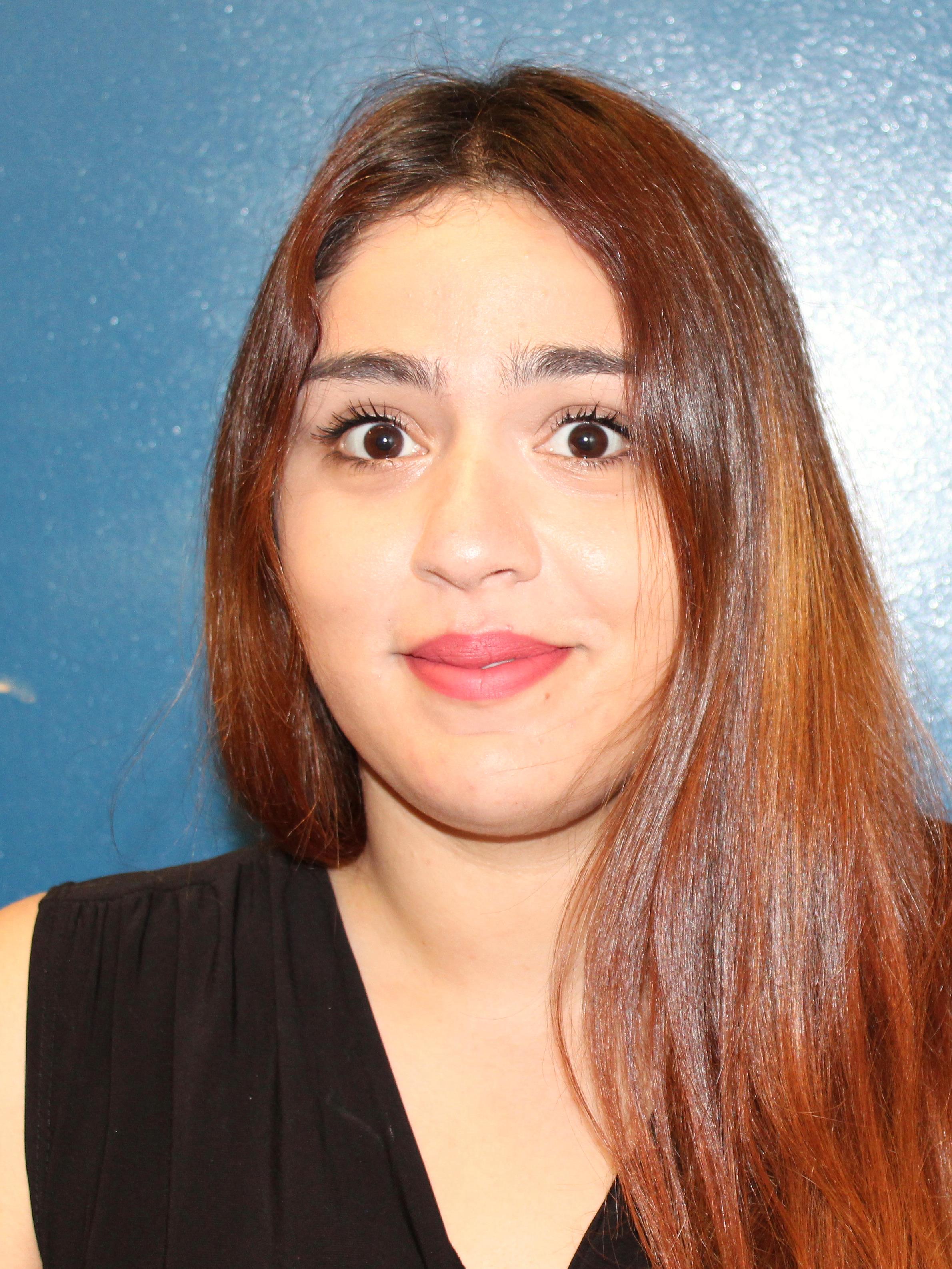 Mariam Headshot