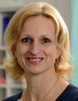 Magdalena Oledzka PT, DPT, MBA, PCS, c/NDT photo