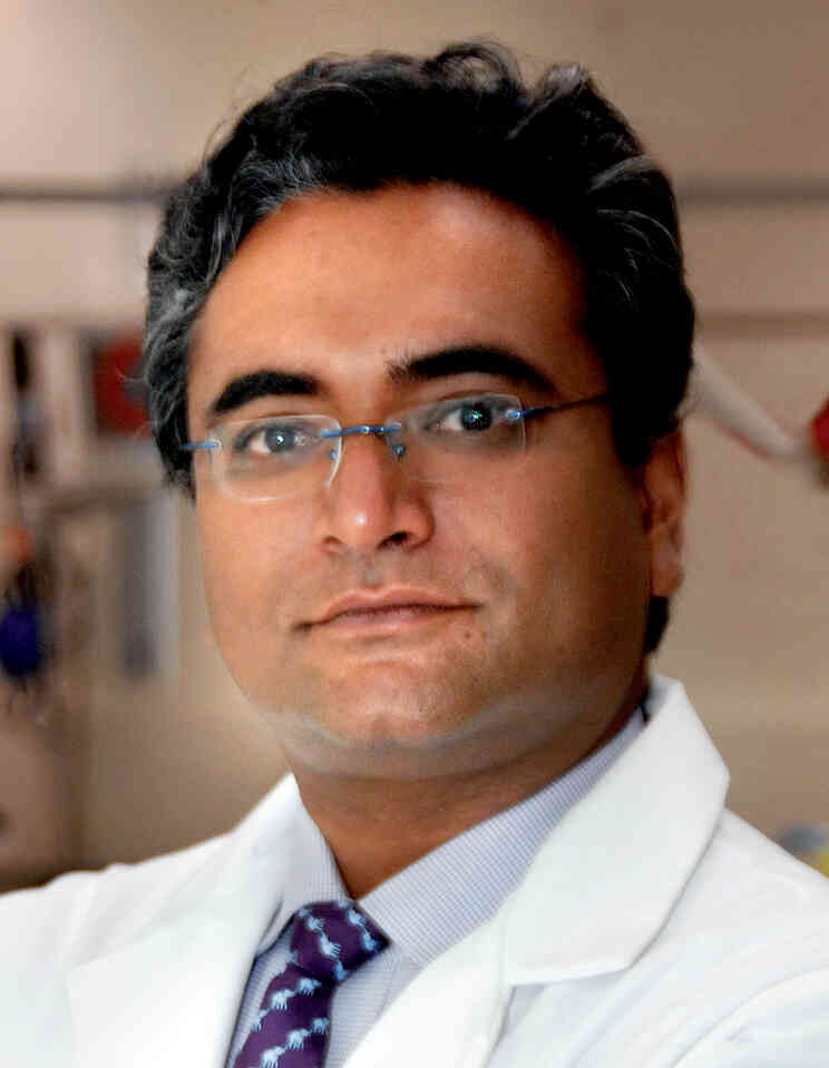 Dr. Swamidoss headshot